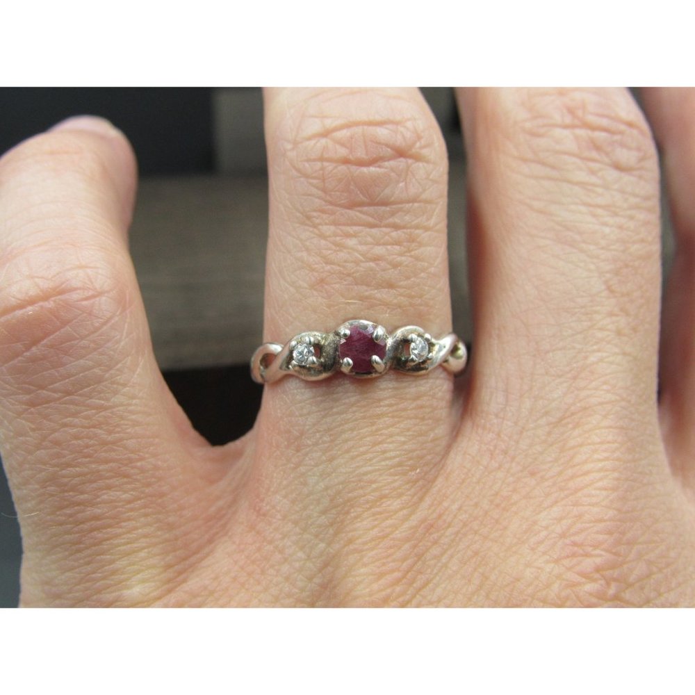 Size 7 Sterling Silver Rustic Rough Ruby And Cz G… - image 4